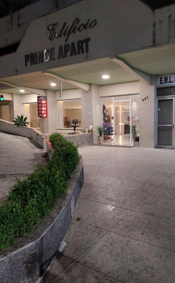 Aconchegante E Bem Localizado!